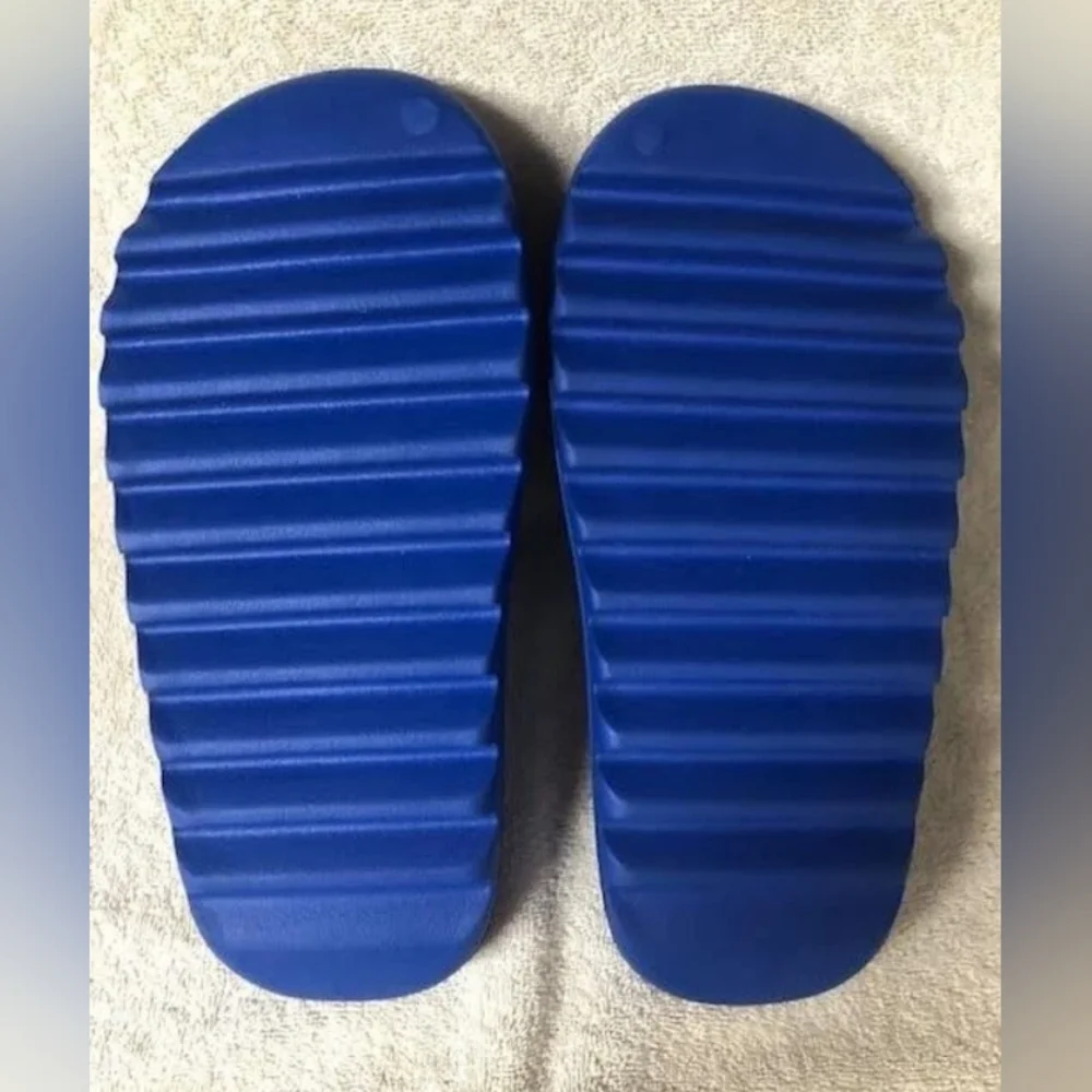 Adidas Yeezy Slide Azure (Blue) | Size 7 | Brand New (No Box)